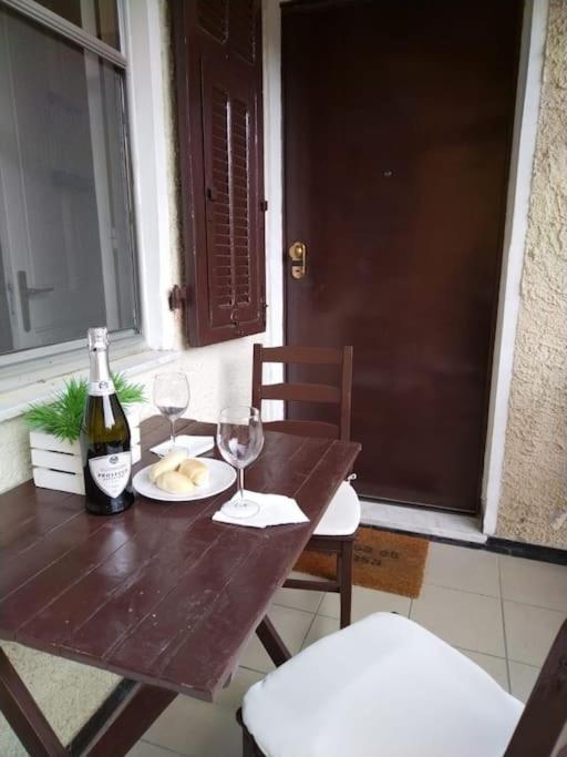 Casa Noemi, A Pochi Passi Dalle Spiagge E Dal Centro Di Arma Di Taggia. Arma di Taggia Exterior foto