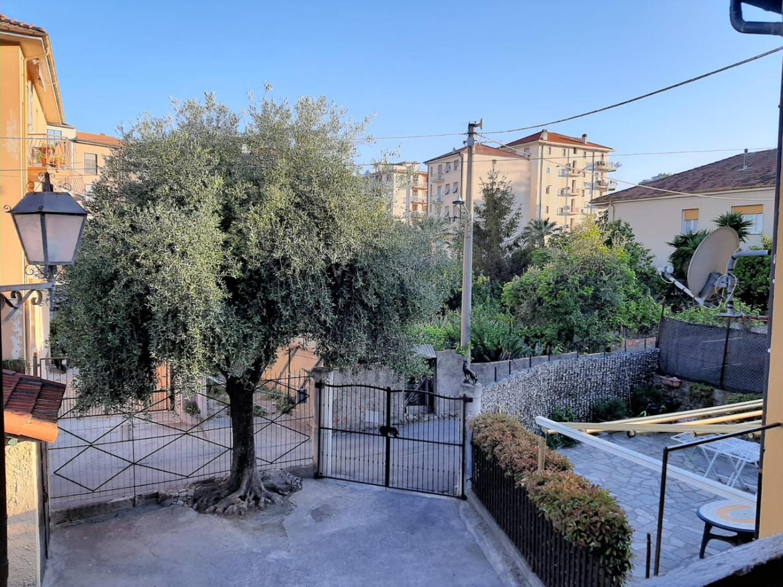 Casa Noemi, A Pochi Passi Dalle Spiagge E Dal Centro Di Arma Di Taggia. Arma di Taggia Exterior foto